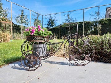 Pot de fleurs - Fer, Métal - vélo