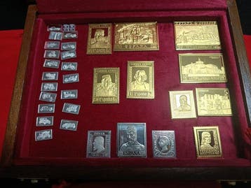 Wereld. Estuche Deluxe 12 Silver Stamps & 20 Mini Lingot