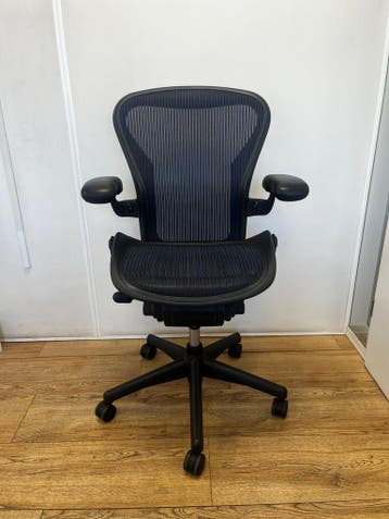 500x Refurbished Herman Miller Aeron bureaustoel blauw, Zo goed als nieuw, Bureaustoel, Ergonomisch, Verzenden