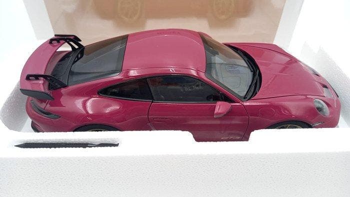 Norev 1:18 - Modelauto - Porsche 911 GT3 2021 - (cod.U46), Hobby en Vrije tijd, Modelauto's | 1:5 tot 1:12