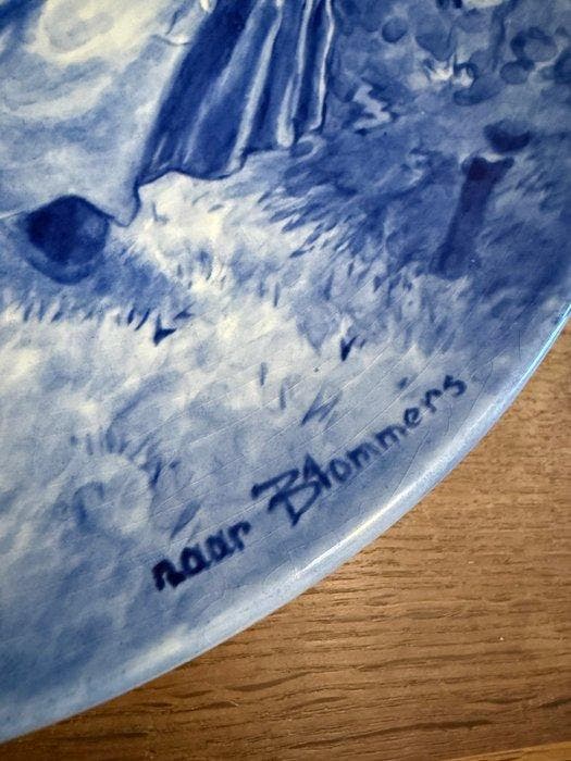 De Porceleyne Fles, Delft - Schotel - Keramiek - Naar, Antiquités & Art, Antiquités | Verre & Cristal