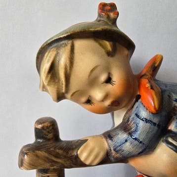 Goebel - Figurine - Hummel #195 - Barnyard Hero - TMK3 -, Antiek en Kunst