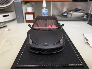 BBR 1:18 - Modelauto - Ferrari 458 Italia black limited 50
