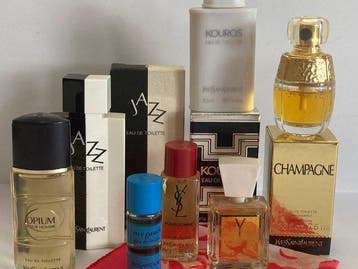 Collection darticles de marque - Miniatures de parfum -