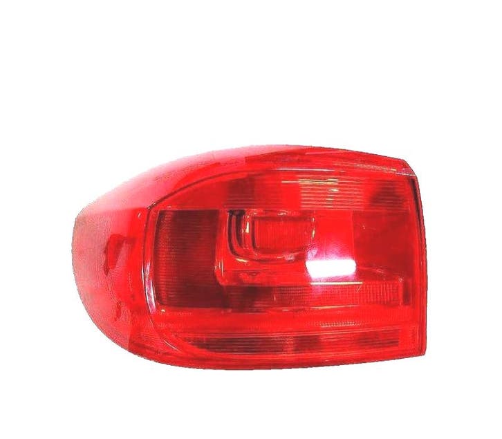 FEU ARRIÈRE GAUCHE VOLKSWAGEN VW TIGUAN 11-16 ROUGE, Autos : Pièces & Accessoires, Éclairage, Envoi