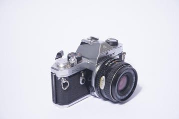 Pentax MX con SMC Pentax-M 28/2,8 - Vintage. Appareil photo