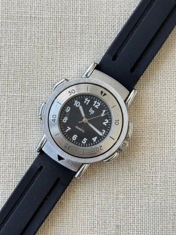 Lip - Duo Boussole “Explorer” – Montre d’Aventurier à Double