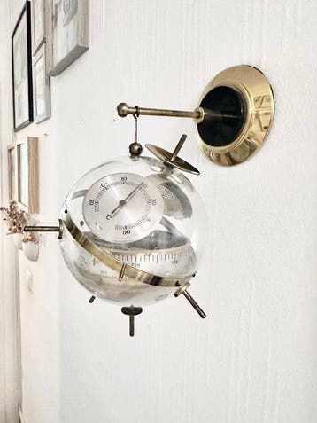 Weerstation - Messing, acrylglas - Sputnik-stijl weerstation