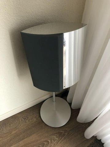 Bang & Olufsen - Beolab set 4000 sur des supports très rares