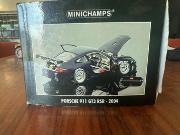 Minichamps 1:18 - Modelauto - Porsche 911 GT3 RSR - 2004