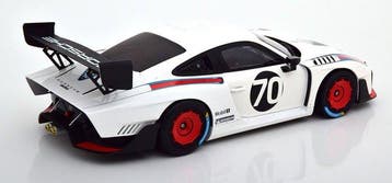 Minichamps 1:18 - Coupé miniature - Porsche 935 / 19