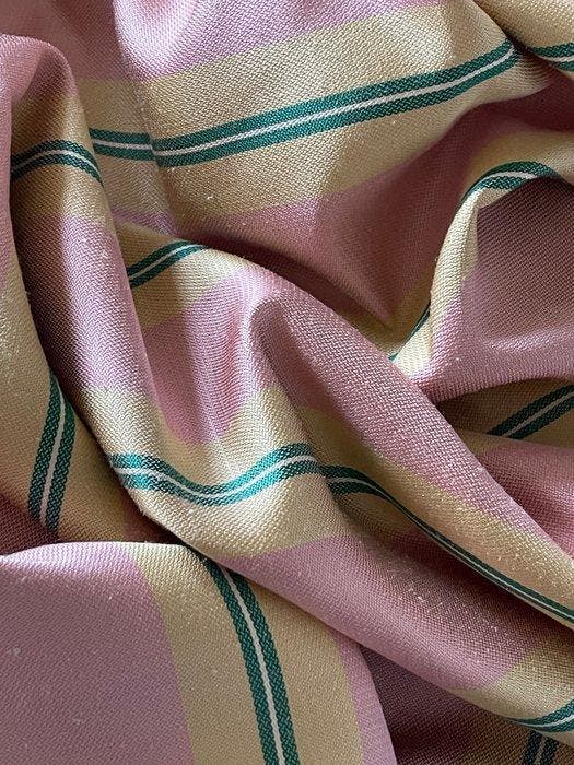 Antica tessoria Asolana - Meubelstof (2) - 600 cm - 130 cm, Antiek en Kunst, Antiek | Tapijten, Tafelkleden en Textiel