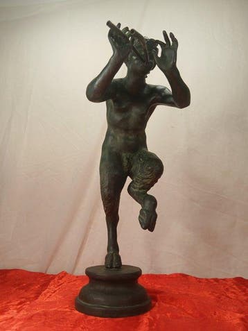 Beeld, Fauno con Pifferi - 67 cm - Gepatineerd brons - 1920, Antiek en Kunst