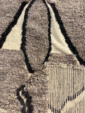 Marokkaans Berber Mrirt-wol tapijt - Vloerkleed - 300 cm -