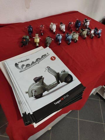 Coleção Vespa 1:24 - Model motorfiets (15) - Miniaturas, Hobby en Vrije tijd, Nieuw