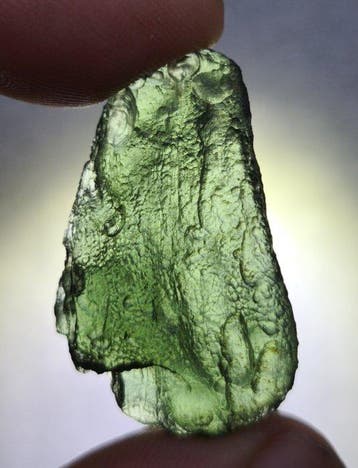 Moldaviet uit Chlum, Zuid-Bohemen - Hoogte: 37 mm - Breedte: