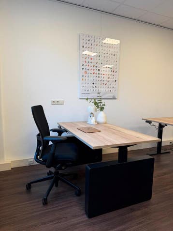 Refurbished Haworth Zody Black - NPR1813 Stoel - Nieuwe Stof, Maison & Meubles, Verzenden, Bureaustoel