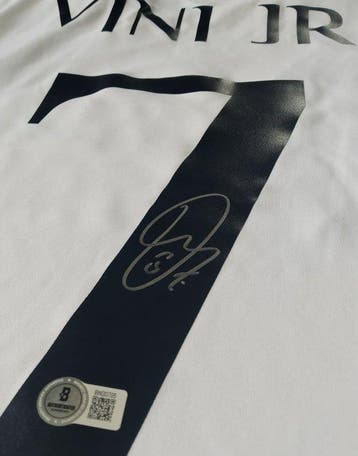 Vinicius Junior Signed Real Madrid Jersey - Beckett, Nieuw