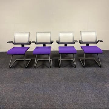 complete set van 4 x Ahrend 240 vergaderstoel met kunststof, Gebruikt, Zwart