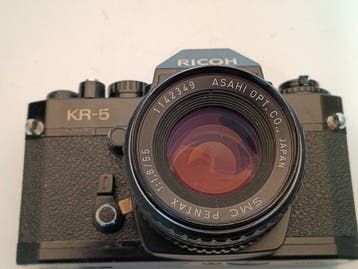 Ricoh KR-5 35mm SLR Camera - SMC Pentax 55mm f/1.8 Lens, Audio, Tv en Foto, Fotocamera's Analoog, Nieuw