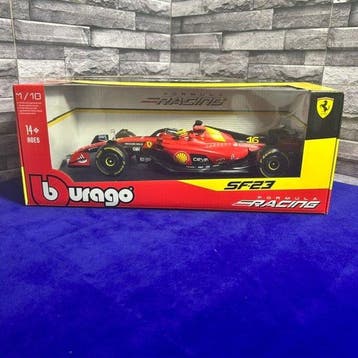 Bburago 1:18 - Model raceauto - Bburago 1:18 - Ferrari SF-23, Nieuw