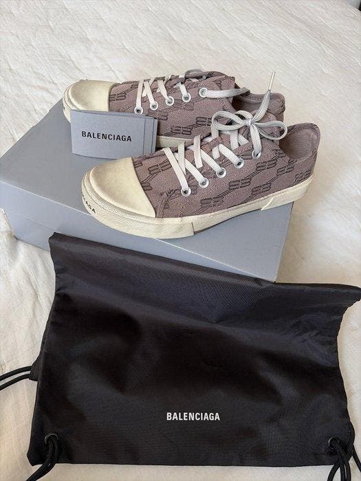 Balenciaga - Paris Low Top - High-top sneakers - Maat: EU 41, Kleding | Heren, Schoenen