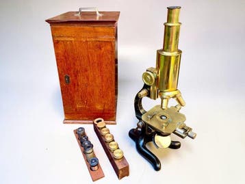 Microscope - 1920-1930 - Italie - F. Koristka Milano (Zeiss