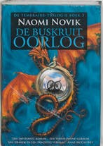 De buskruit oorlog / Temeraire / 3 9789022544129 Naomi Novik, Boeken, Verzenden, Gelezen, Naomi Novik