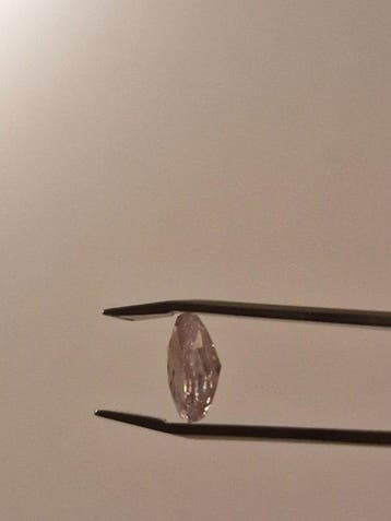 1 pcs Diamant (Natuurlijk gekleurd) - 1.00 ct - Ovaal -, Nieuw