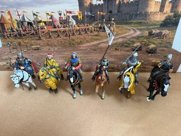 FRONTLINE - Speelgoedsoldaatje - 1400-1450 - Europa, Nieuw