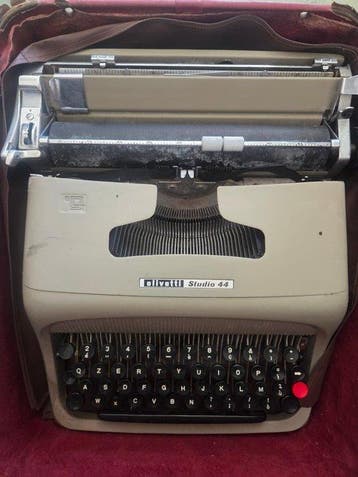 Marcello Nizzoli - Olivetti, Studio 44 - Typemachine -