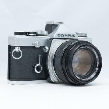 Olympus OM-1N + G.Zuiko Auto-S 50mm f/1.4 Analoge camera, Nieuw