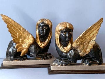 sculptuur, Sfingi Alate - 28 cm - Polychroom hout