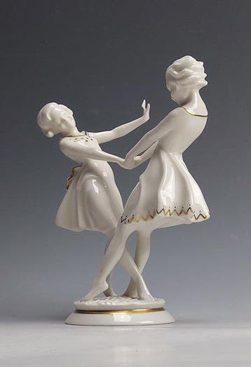 Hutschenreuther - Carl Werner - Sculpture, Reigenspiel -, Antiquités & Art