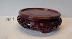 Standaard - Hout, 6 vintage hardhouten , displays , stands ,