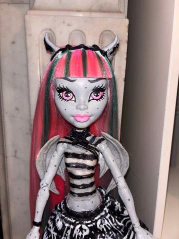 Mattel - Pop Rochelle Goyle - 2010-2020