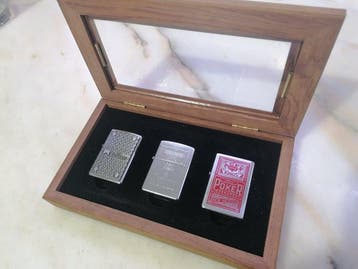 Zippo, Marlboro 2002 Swiss Poker Set New Original Wood Box!, Nieuw