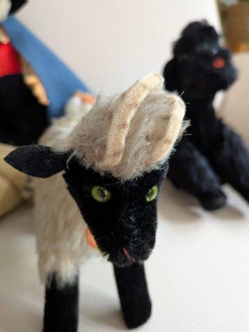 Steiff - Jouet conjunto de 7 peluches antiguos - 1950-1960 -