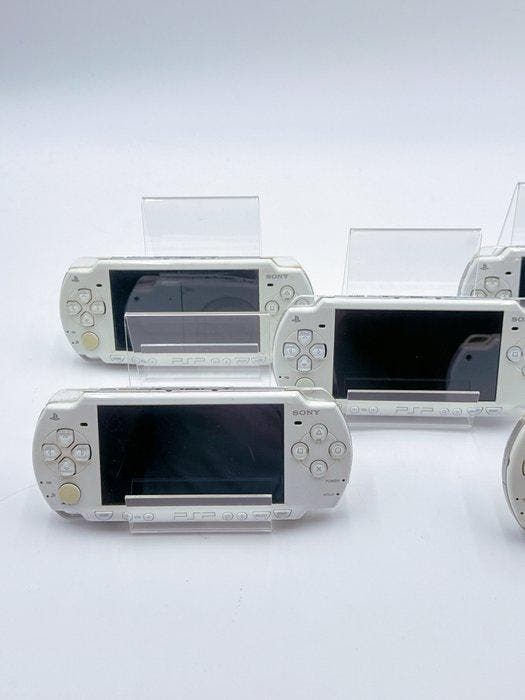 Sony - Sony PSP-2000 Felicia Blue Console Lot of 5 Power On, Consoles de jeu & Jeux vidéo, Consoles de jeu | Accessoires Autre