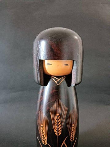 sculptuur, Kokeshi/Rice ear motif Kimono Doll - 26 cm - Hout