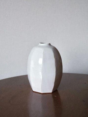 Vase - Porcelaine - Japon - Vase facetté en poterie de Hagi