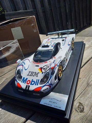 Spark 1:12 - Voiture miniature - Porsche gt1
