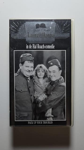 LAUREL & HARDY IN DE HAL ROACH-COMEDIES PACK UP YOUR, Gebruikt