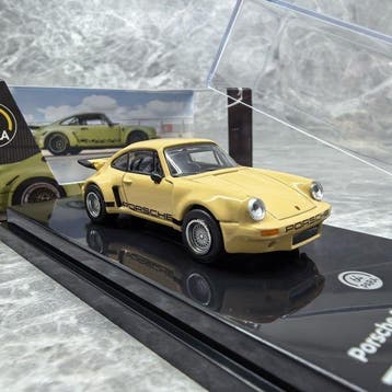 64 PARA 1:64 - Modelauto - Porsche 911 Carrera RSR 3.0, Nieuw