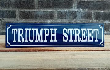 Triumph Street, Verzamelen, Verzenden, Nieuw