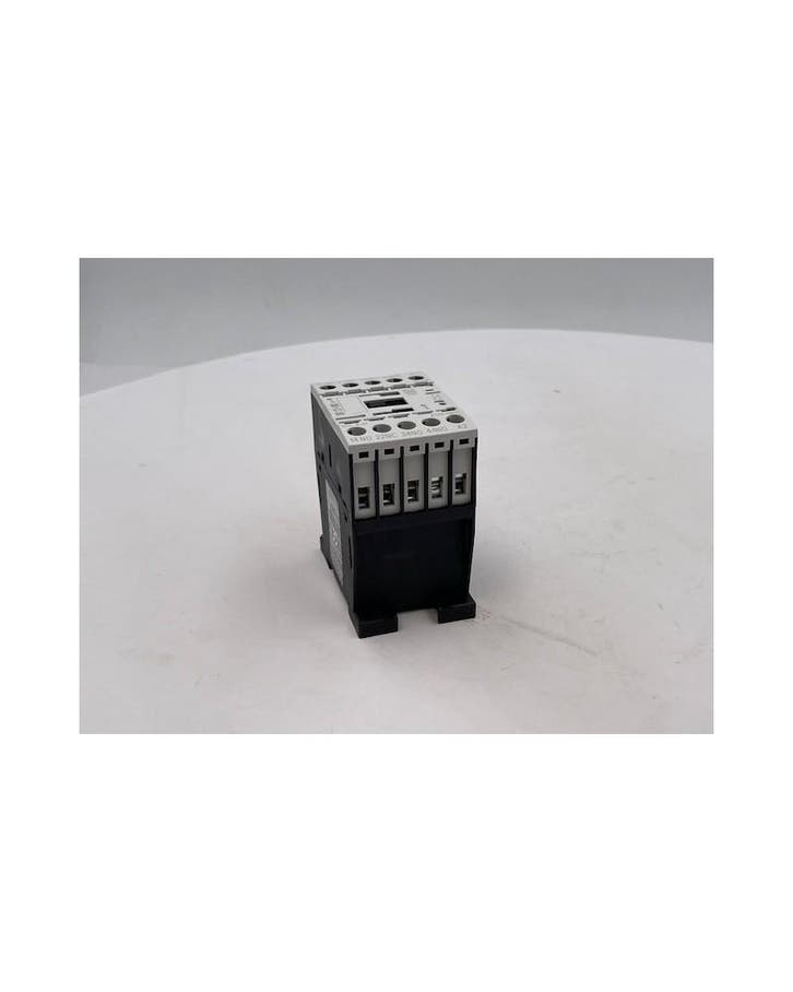 Eaton Contactor Relay DILA-31, Zakelijke goederen, Machines en Bouw | Houtbewerking, Verzenden