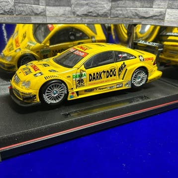 Maisto 1:18 - Model raceauto - Maisto 1:18 – Mercedes-Benz, Nieuw