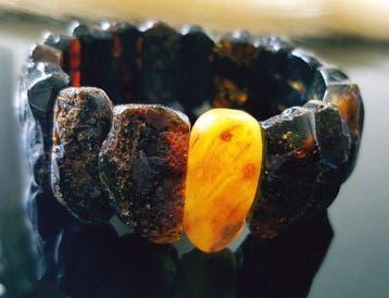 Amber Grote zeldzame vintage natuurlijke Baltische barnsteen