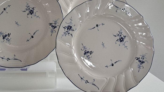 Villeroy & Boch - Bord (6) - Alt Luxemburg - Vitro-Porzellan, Antiek en Kunst, Antiek | Meubels | Tafels