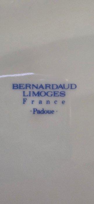 Bernardaud - Service de table pour 12 (54) - Porcelaine -
